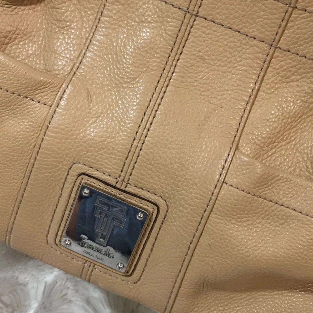 Tignanello light tan leather shoulder bag